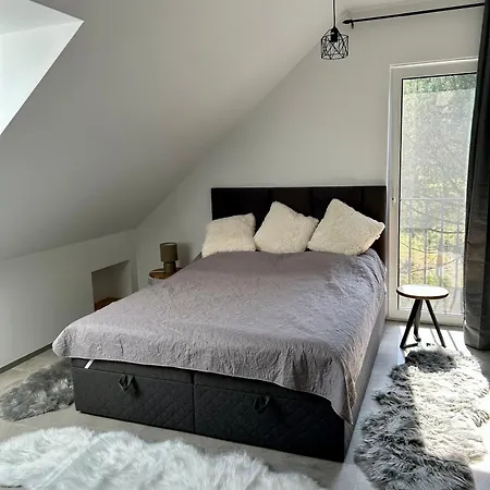 Strefa Dom Z Jacuzzi Na Wylacznosc 度假居 *